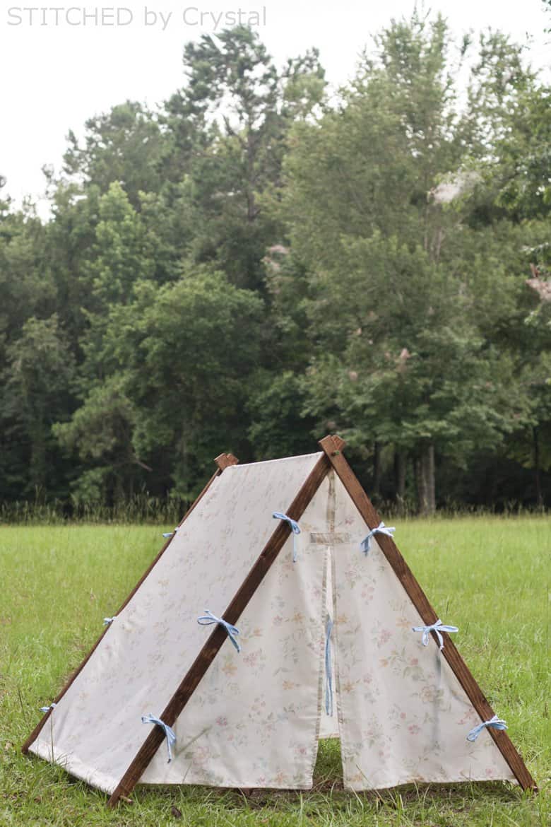 a-collapsible-frame-fabric-play-tent-6