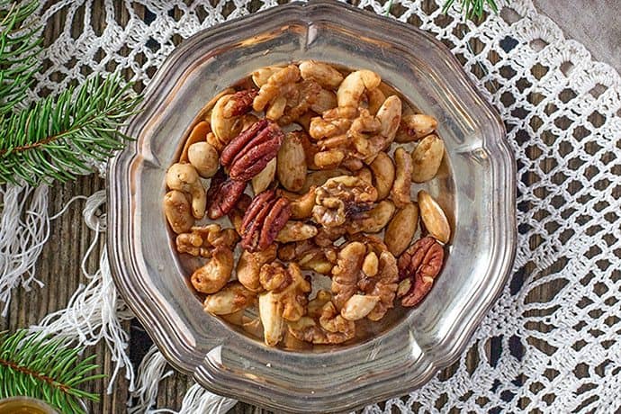 Easy Appetizer: Sweetly Spiced Mixed Nuts | 31Daily.com