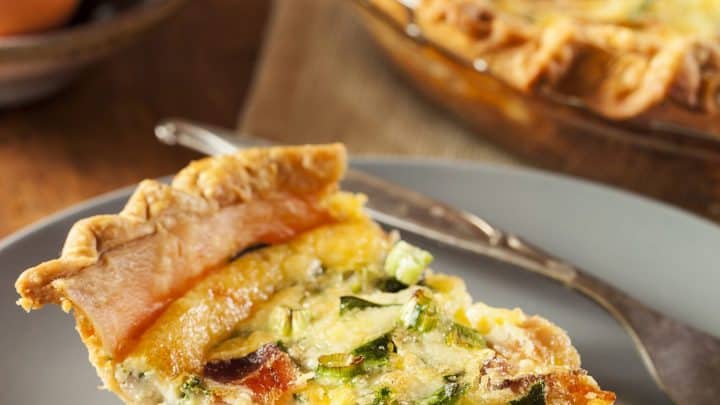 Easy Bacon, Cheese and Spinach Quiche | 31Daily.com