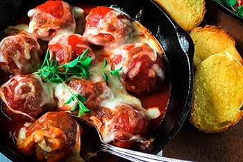 A New Favorite: Lean Skillet Meatballs | 31Daily.com