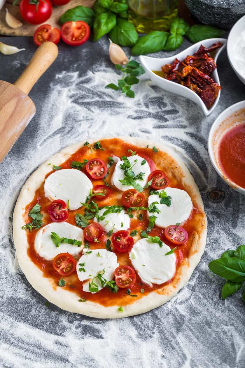 Margherita Pizza Recipes : Classic Margherita Pizza - Homemade Hooplah ...