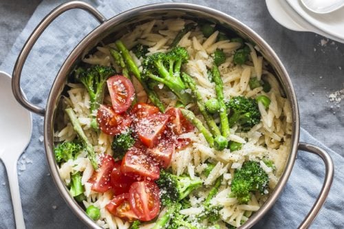 Orzo Primavera with Lemon, Asparagus, Broccoli, and Cherry Tomatoes | 31Daily.com