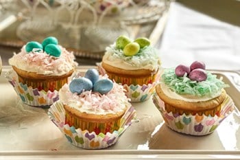 Easter Egg Nest Cupcakes Make Darling and Easy Treats | 31Daily.com
