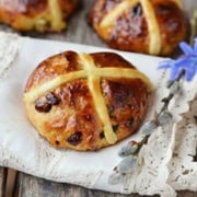 Easter Hot Cross Buns: Easy to Make Ahead for Good Friday | 31Daily.com