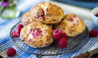 Perfect Afternoon Tea Scones Recipes that are Sweet and Savory | 31Daily.com