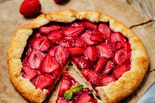 Easy Summer Rustic Strawberry Galette | 31Daily.com