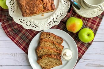 Maple Apple Banana Bread: A Treat for Fall | 31Daily.com