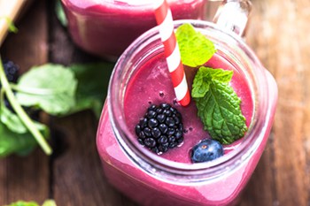 Triple Berry Smoothie for Healthy Mornings | 31Daily.com