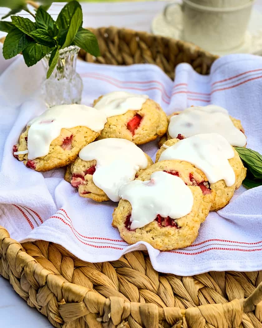Closeup of Strawberry Scones on a White Kitchen Towel