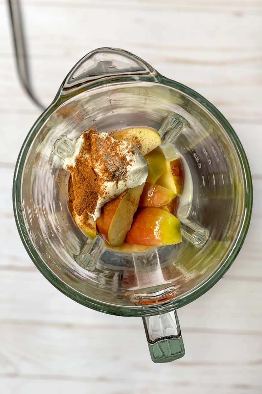 Apple Pie Smoothie Ingredients in a Glass Blender