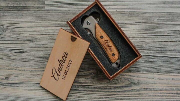Engraved men's pocket knife for Father's Day Gift Ideas