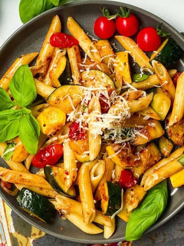 Easy Zucchini Pasta with Butter Garlic Sauce