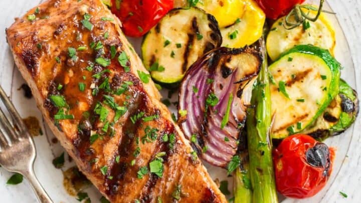 Grilled Salmon for Summer 5 Ingredient Dinners