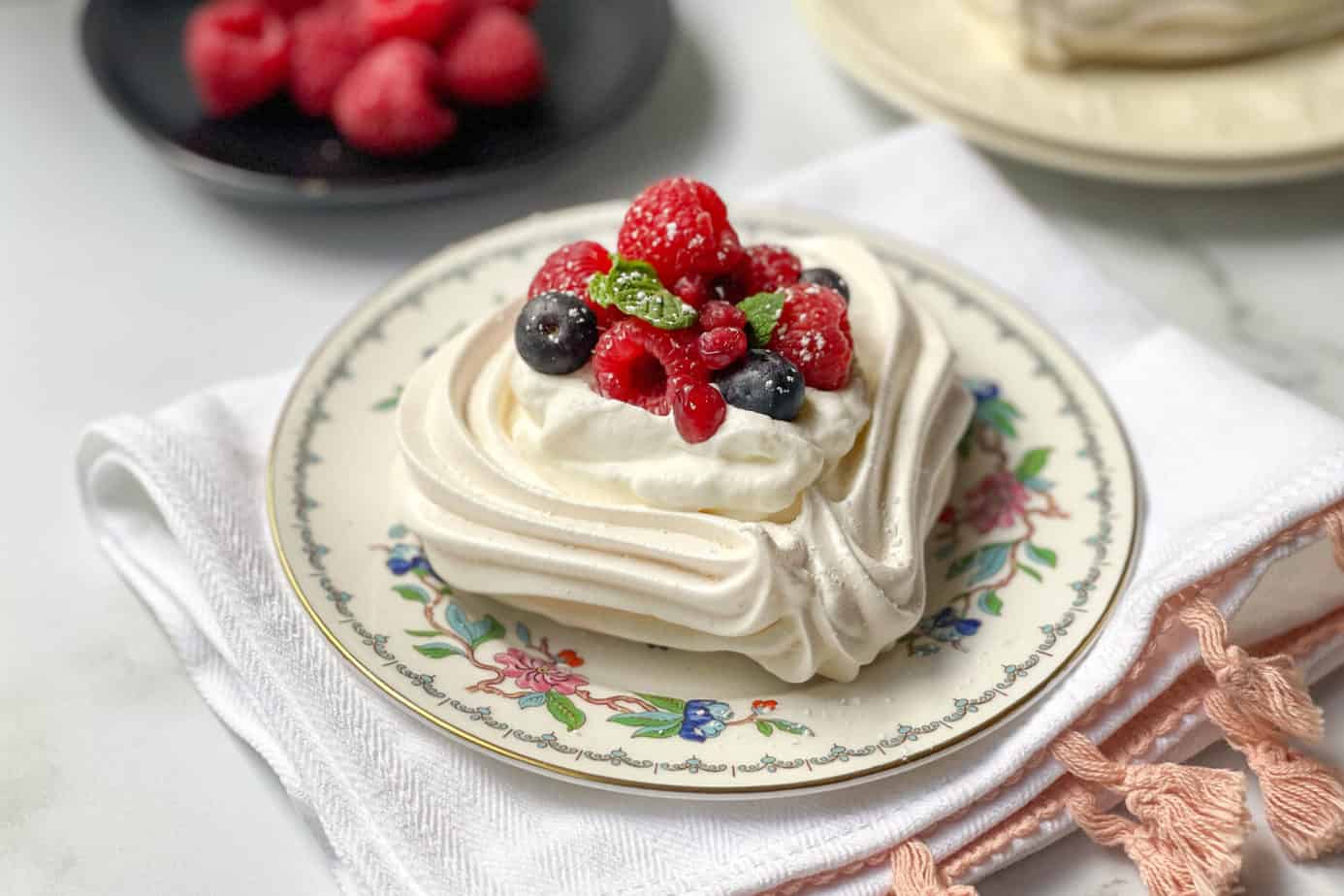 Easy Heart Shaped Pavlova - 31 Daily