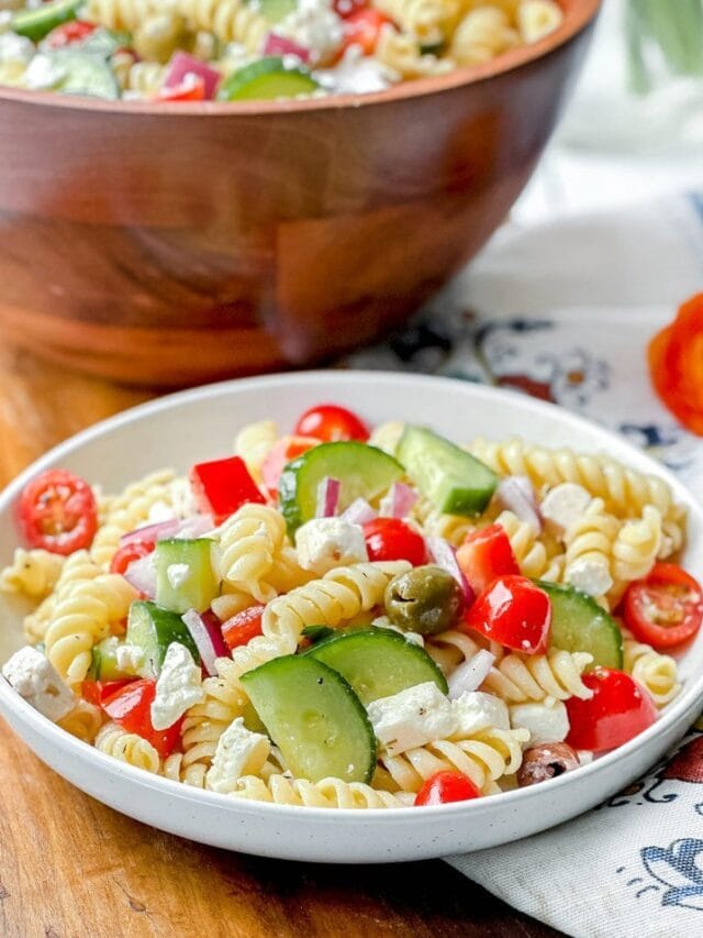 Easy Greek Pasta Salad