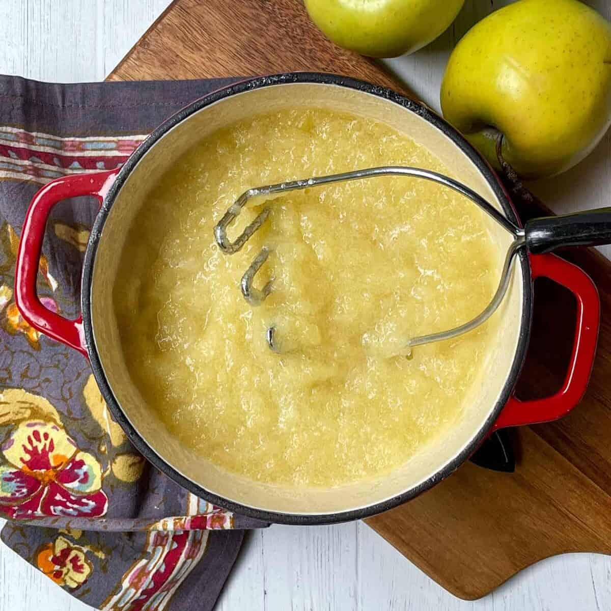 Just mashed applesauce in a large pot with a potato masher.